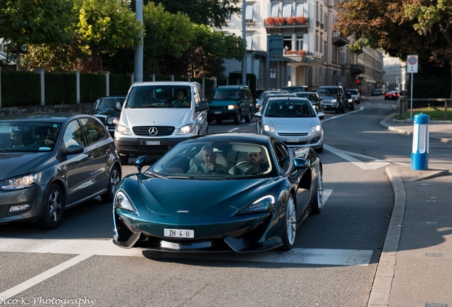 McLaren 570GT