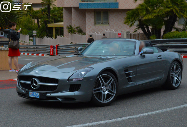 Mercedes-Benz SLS AMG Roadster