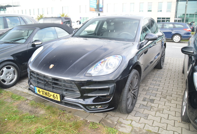 Porsche 95B Macan Turbo