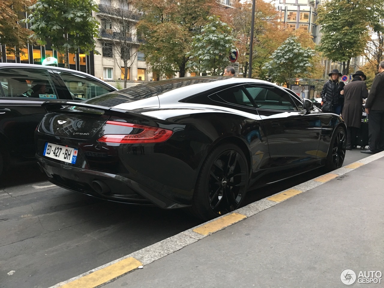 Aston Martin Vanquish 2015 Carbon Black Edition