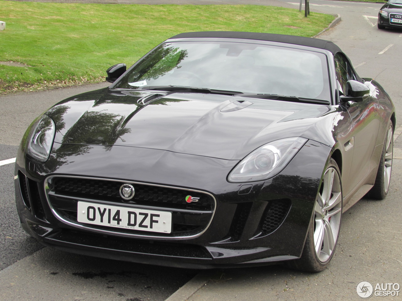 Jaguar F-TYPE S V8 Convertible