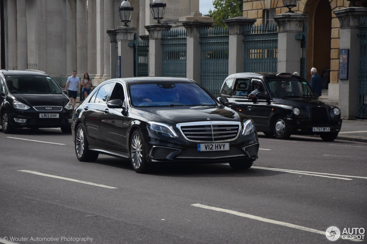 Mercedes-Benz S 65 AMG V222