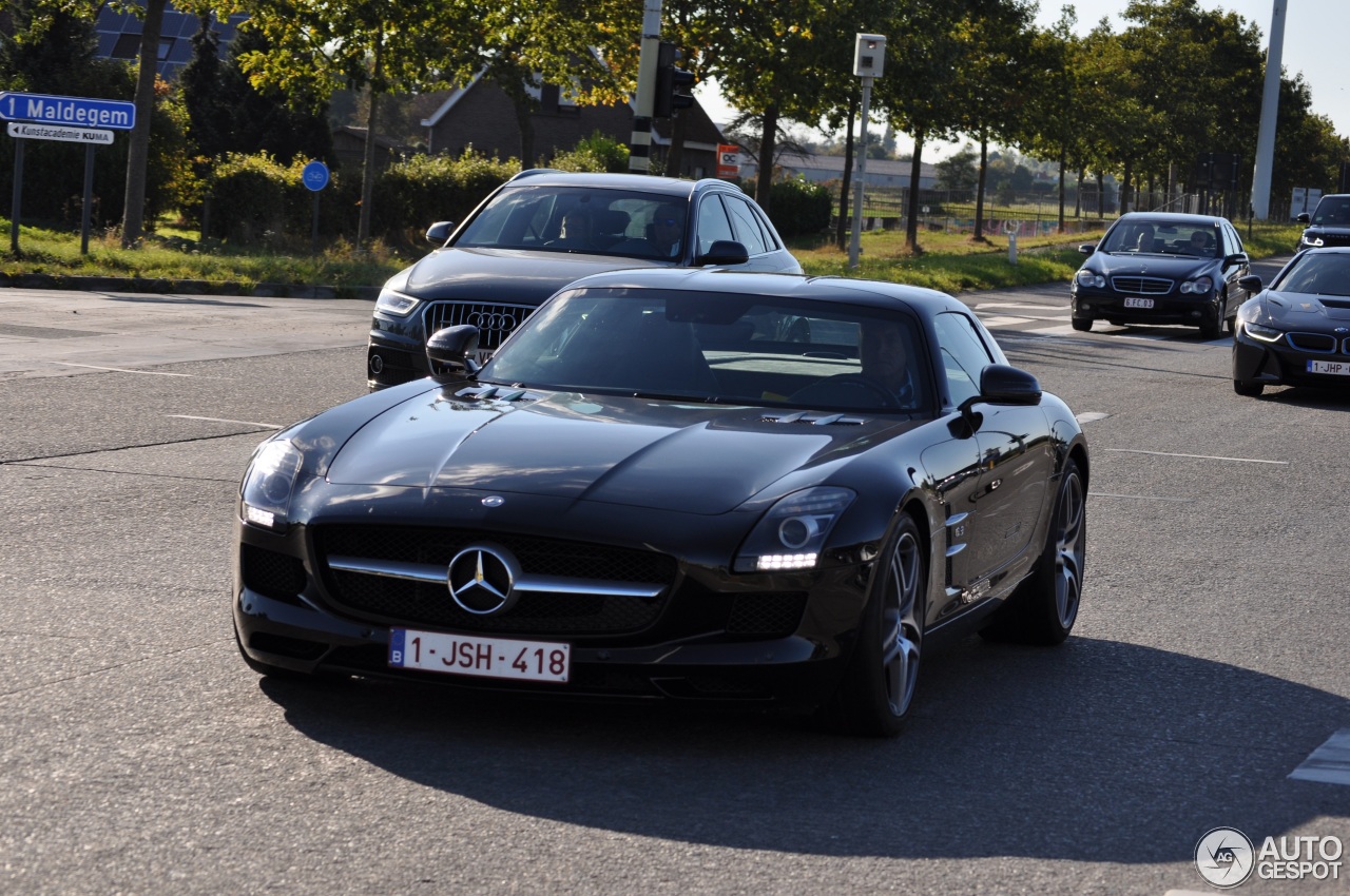 Mercedes-Benz SLS AMG