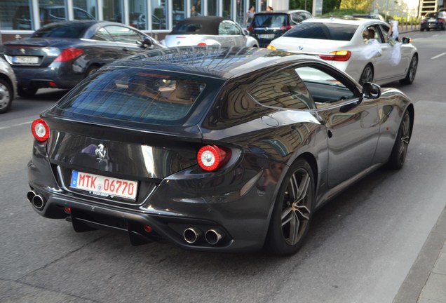 Ferrari FF