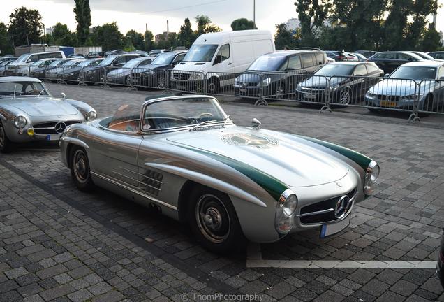 Mercedes-Benz 300SL Roadster