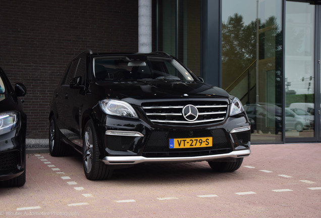 Mercedes-Benz ML 63 AMG W166