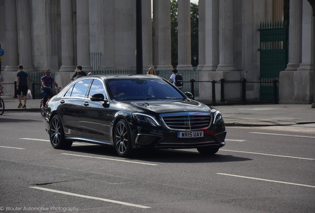 Mercedes-Benz S 65 AMG V222