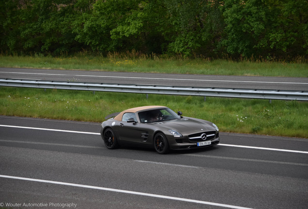 Mercedes-Benz SLS AMG Roadster