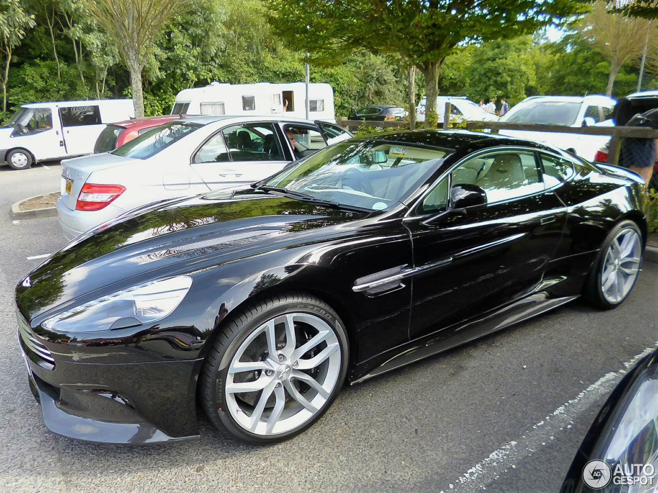 Aston Martin Vanquish 2013