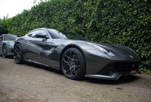 Ferrari F12berlinetta Novitec Rosso