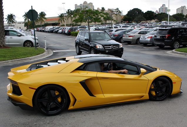 Lamborghini Aventador LP700-4