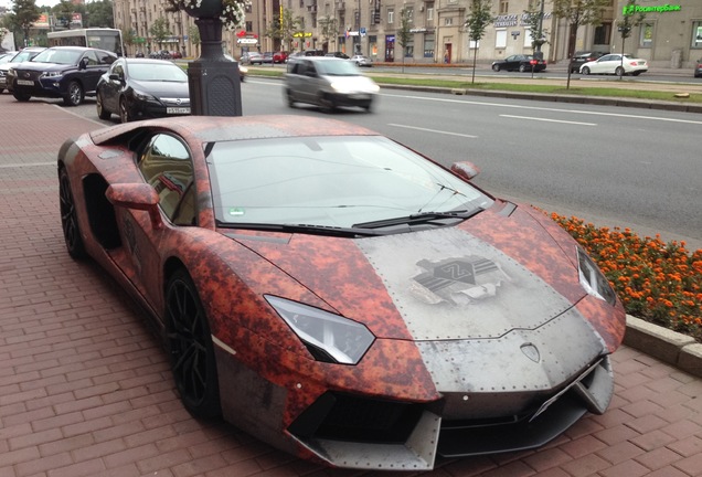 Lamborghini Aventador LP700-4