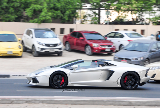 Lamborghini Aventador LP700-4 Roadster