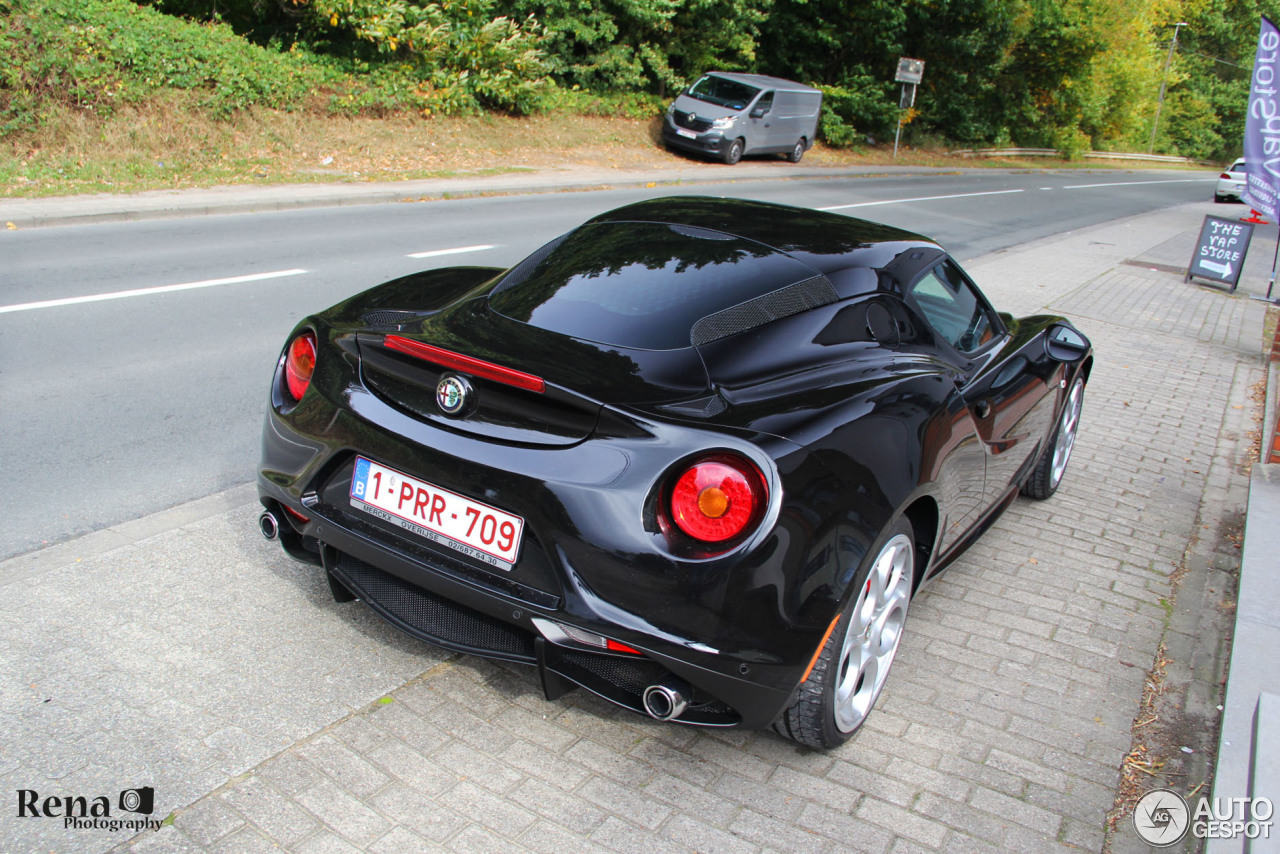 Alfa Romeo 4C Coupé