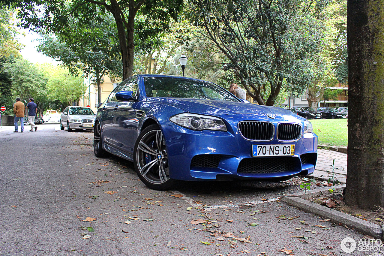 BMW M5 F10 2011