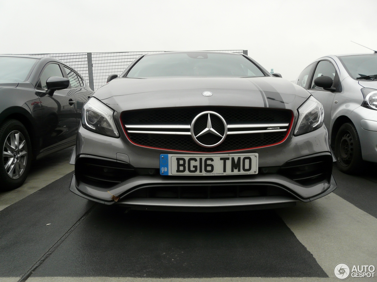 Mercedes-AMG A 45 W176 2015