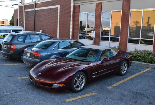 Chevrolet Corvette C5 Convertible 50th Anniversary