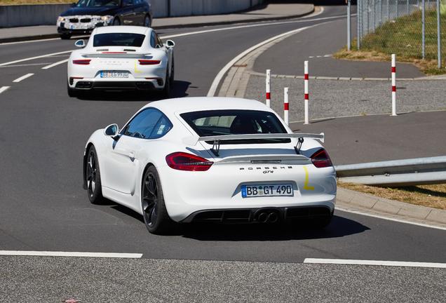 Porsche 981 Cayman GT4