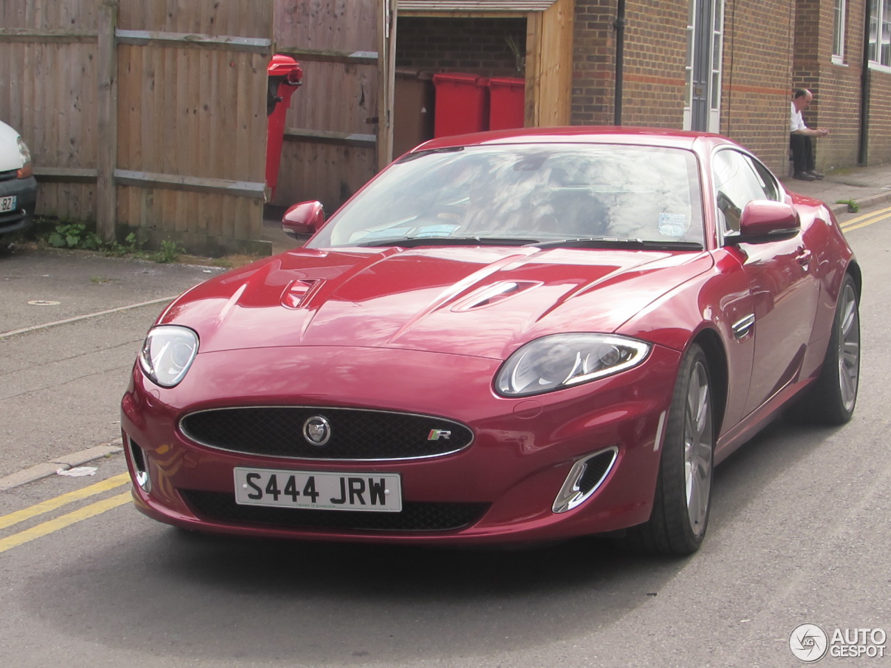 Jaguar XKR 2012