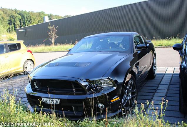 Ford Mustang Shelby GT500 2013