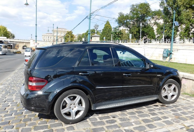 Mercedes-Benz ML 63 AMG W164