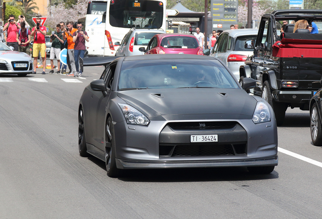 Nissan GT-R J-SPEC PERF