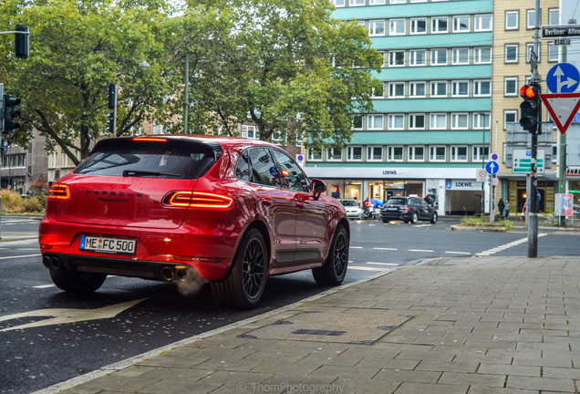 Porsche 95B Macan GTS