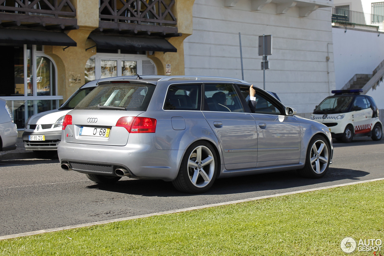 Audi RS4 Avant B7