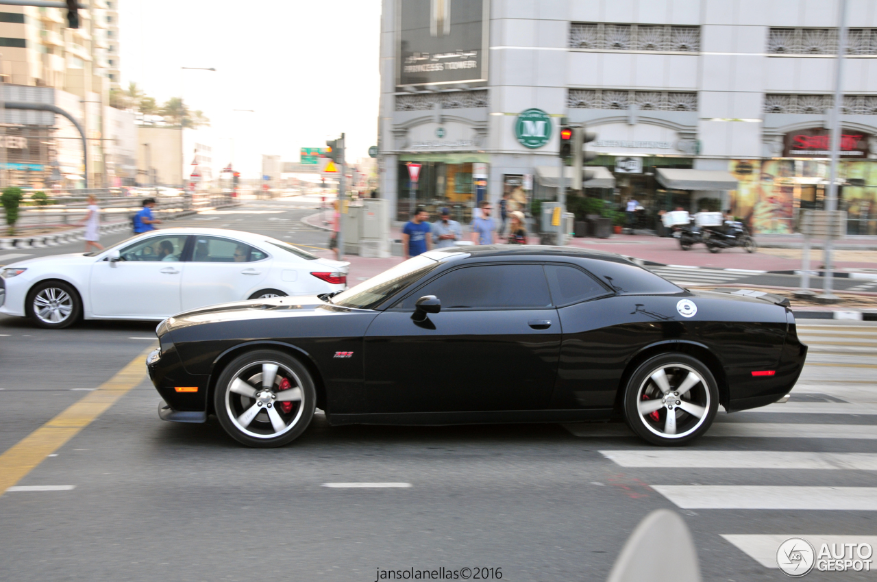 Dodge Challenger SRT-8 392