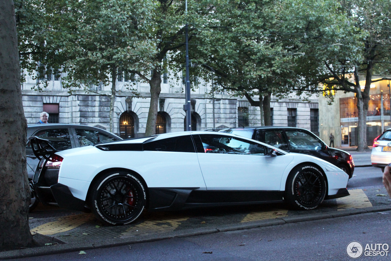 Lamborghini Murciélago LP640