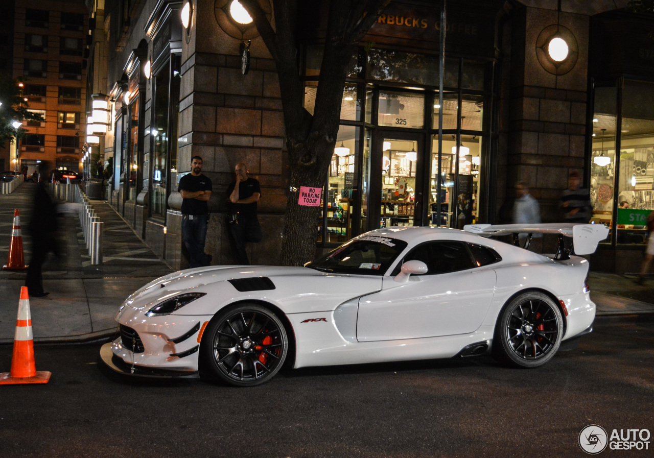 SRT 2016 Viper ACR Extreme