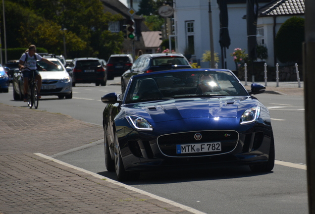 Jaguar F-TYPE S AWD Convertible