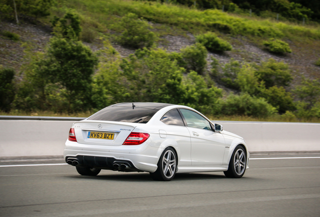 Mercedes-Benz C 63 AMG Coupé