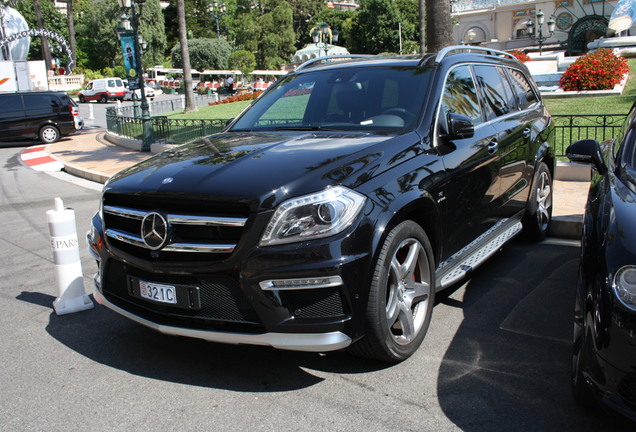 Mercedes-Benz GL 63 AMG X166