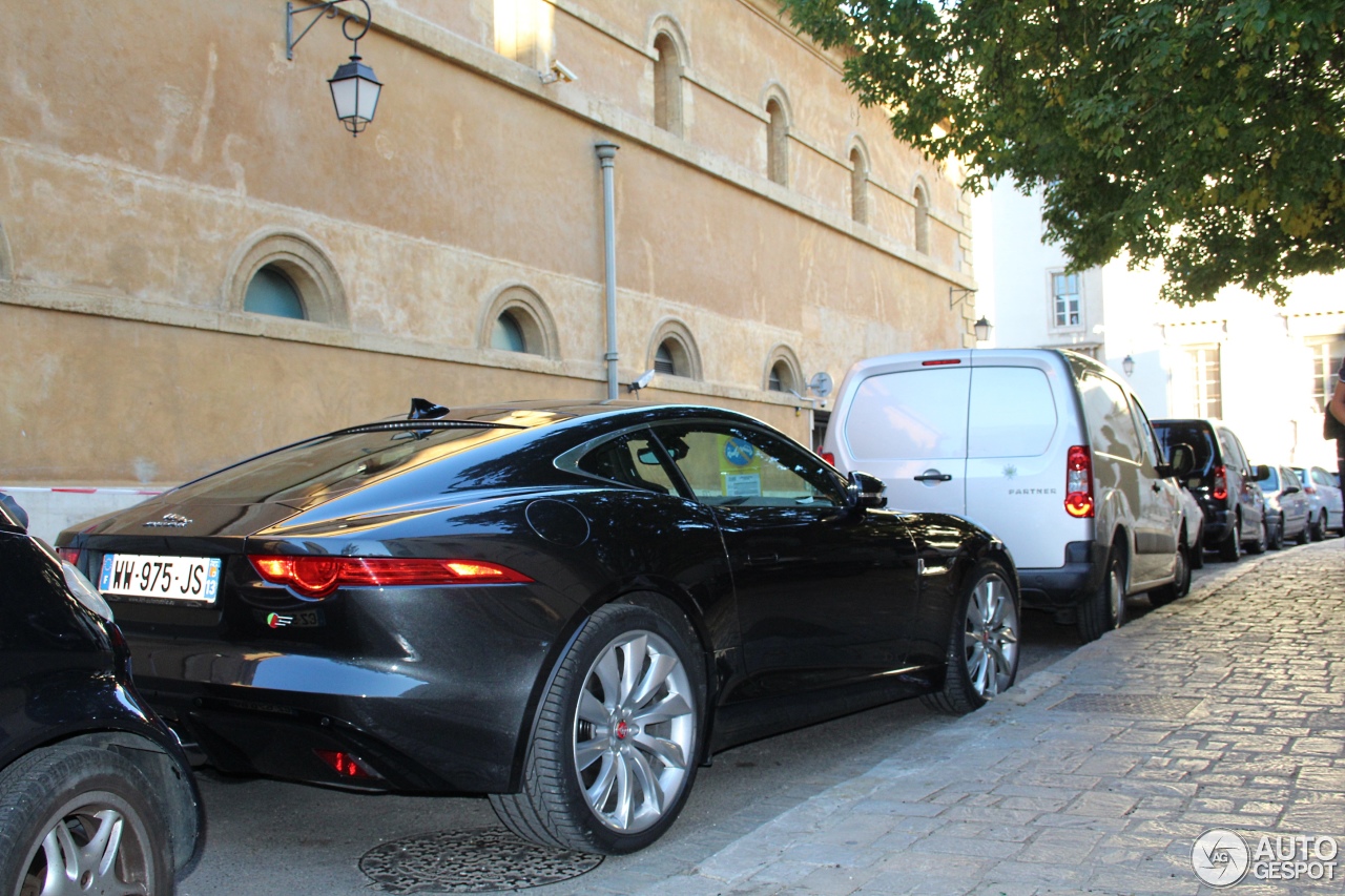 Jaguar F-TYPE S Coupé