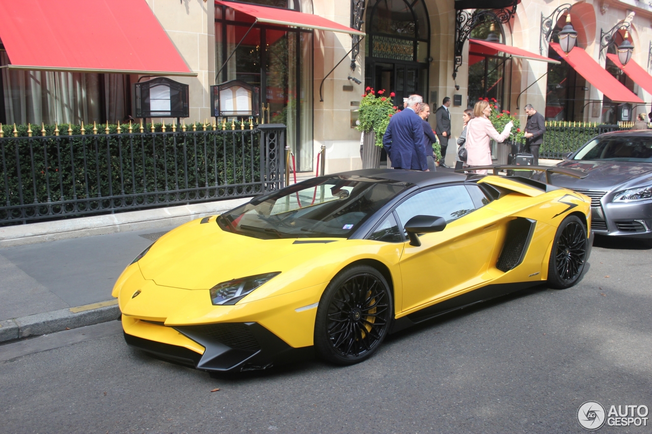 Lamborghini Aventador LP750-4 SuperVeloce Roadster