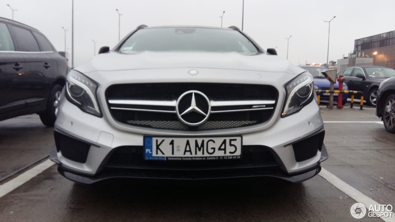 Mercedes-AMG GLA 45 X156