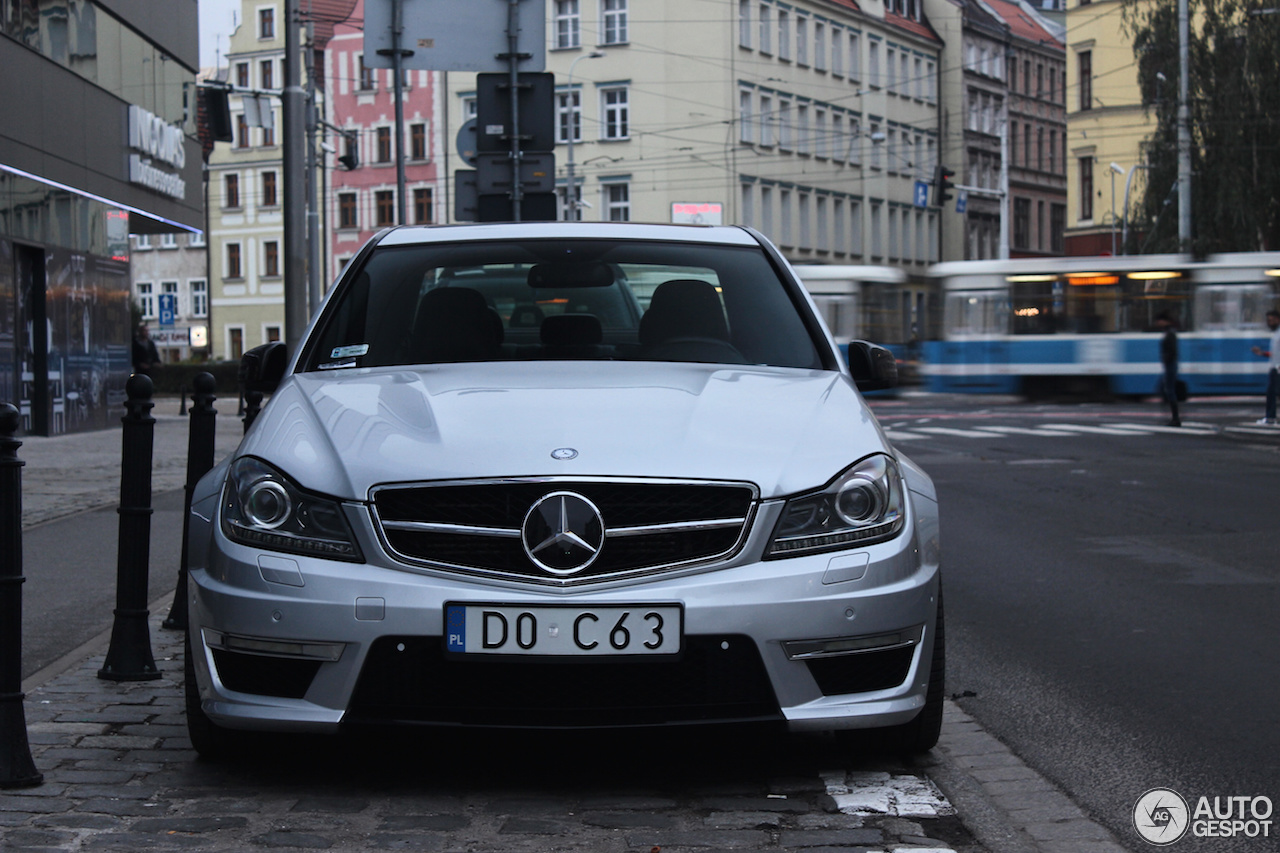 Mercedes-Benz C 63 AMG W204 2012