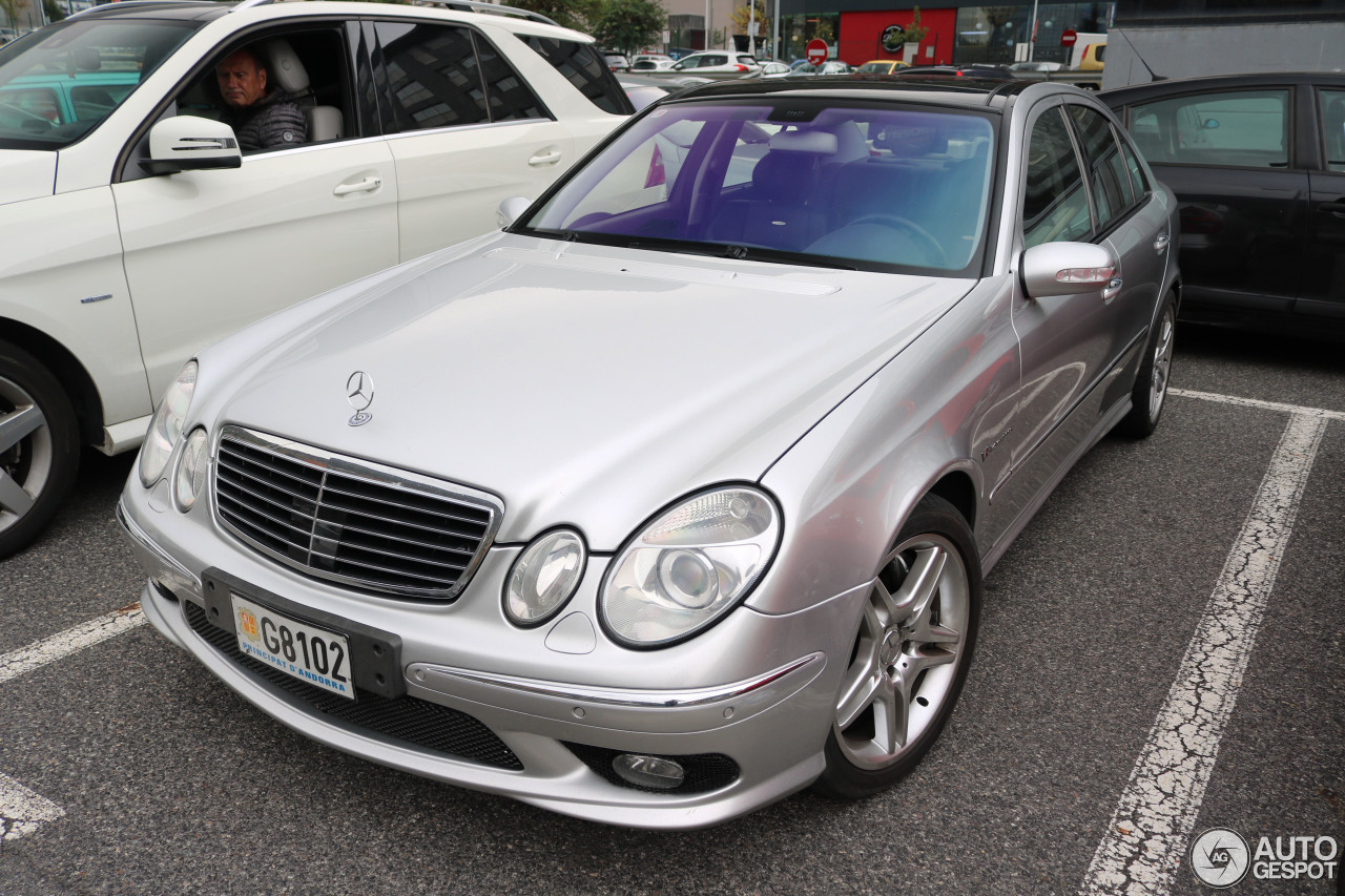 Mercedes-Benz E 55 AMG