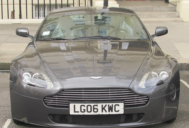 Aston Martin V8 Vantage