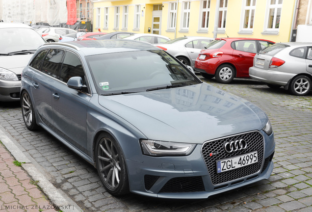 Audi RS4 Avant B8