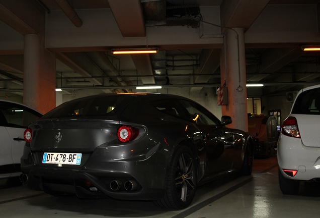 Ferrari FF