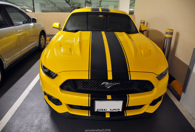 Ford Mustang GT 2015