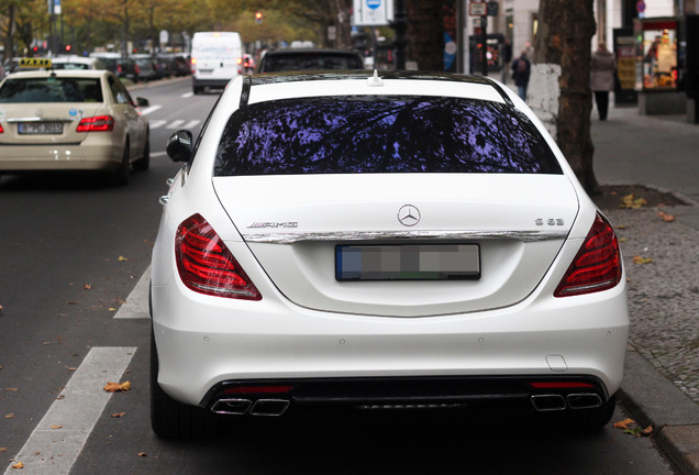 Mercedes-AMG S 63 V222