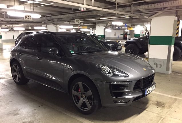 Porsche 95B Macan Turbo