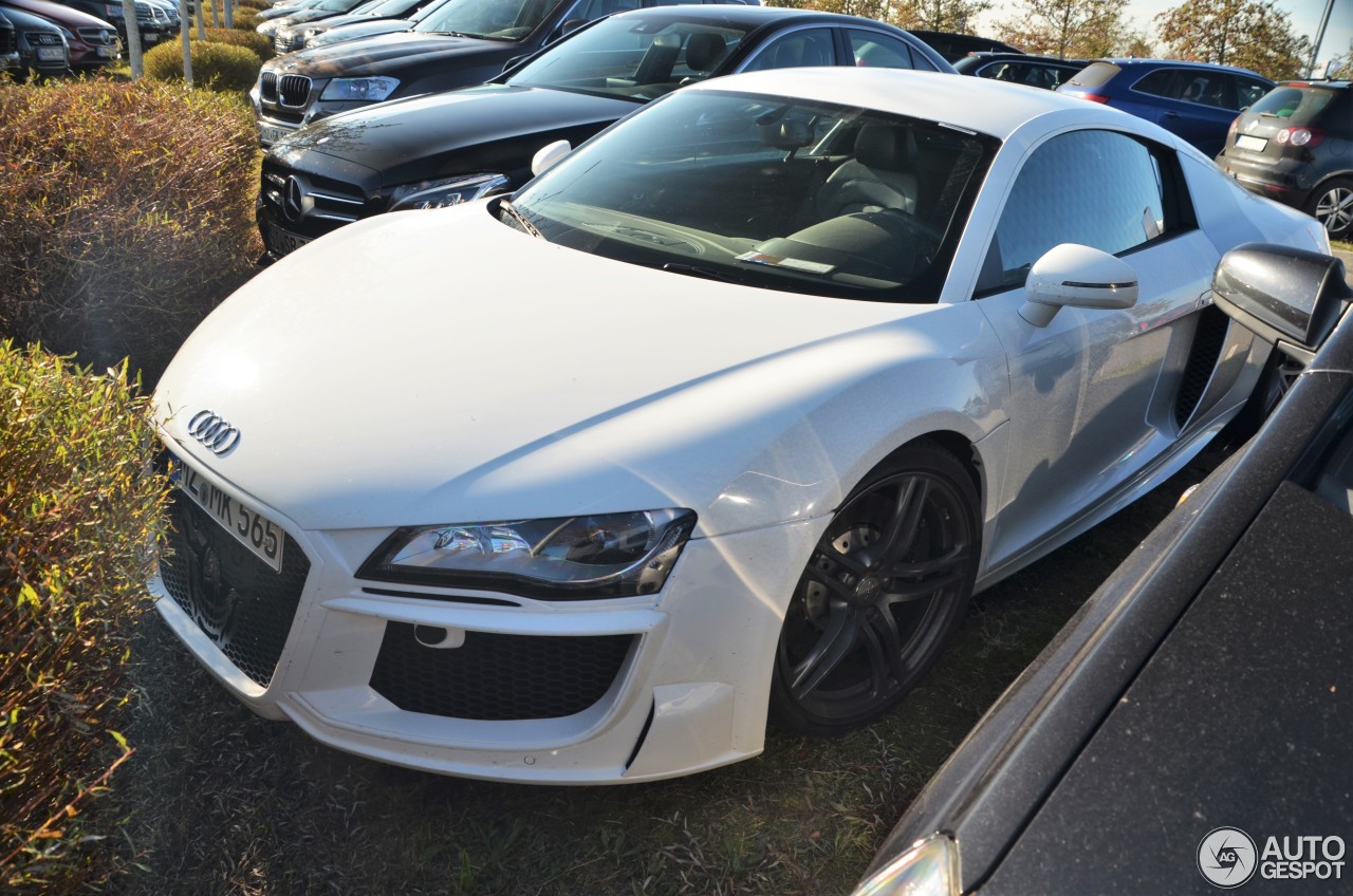 Audi R8 V10