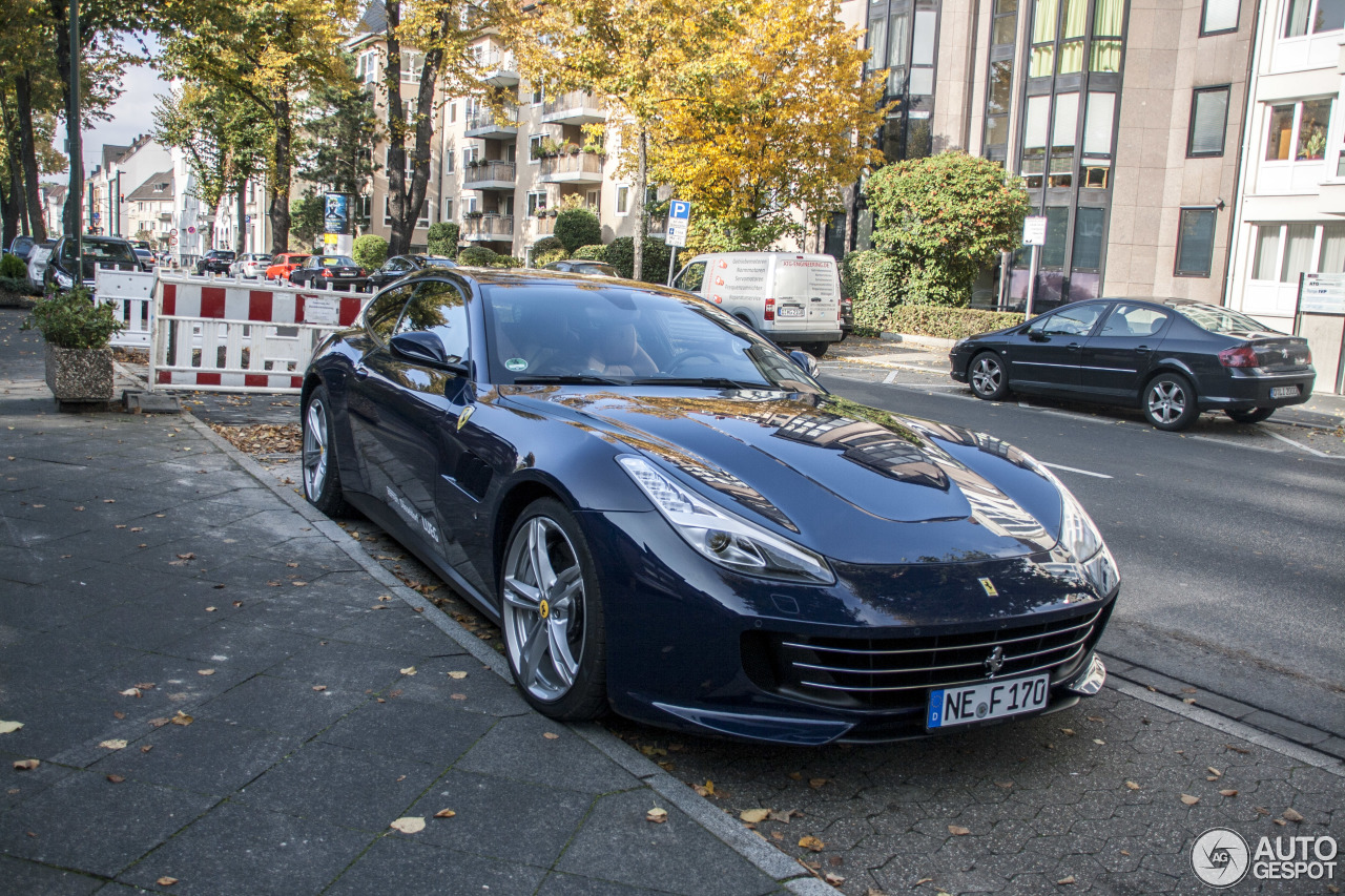 Ferrari GTC4Lusso