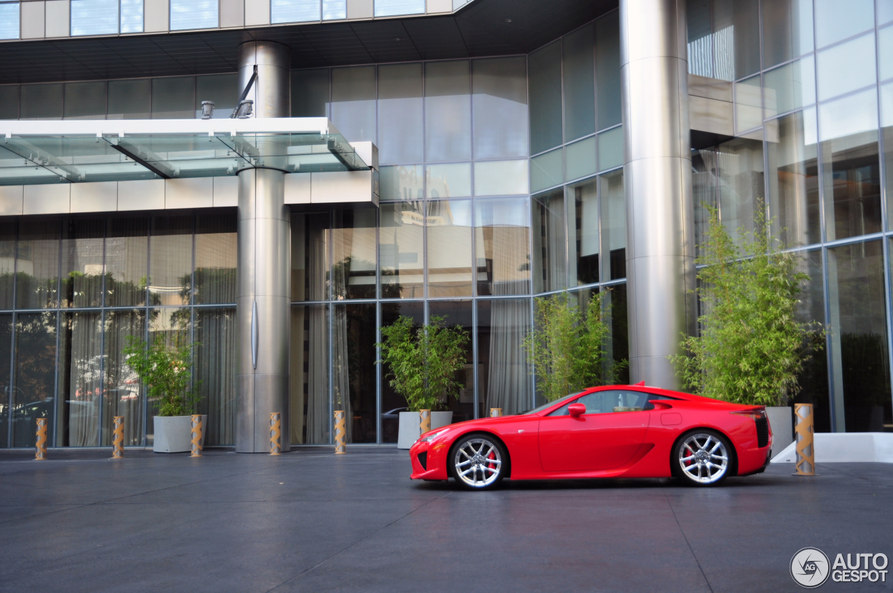 Lexus LFA