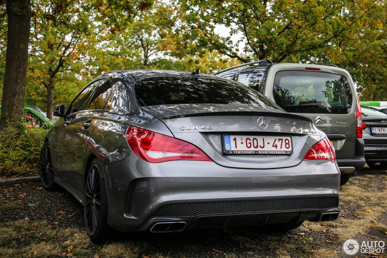 Mercedes-Benz CLA 45 AMG C117