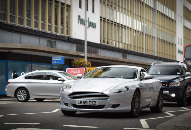 Aston Martin DB9